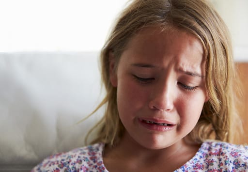 girl crying - Dr. Roseann