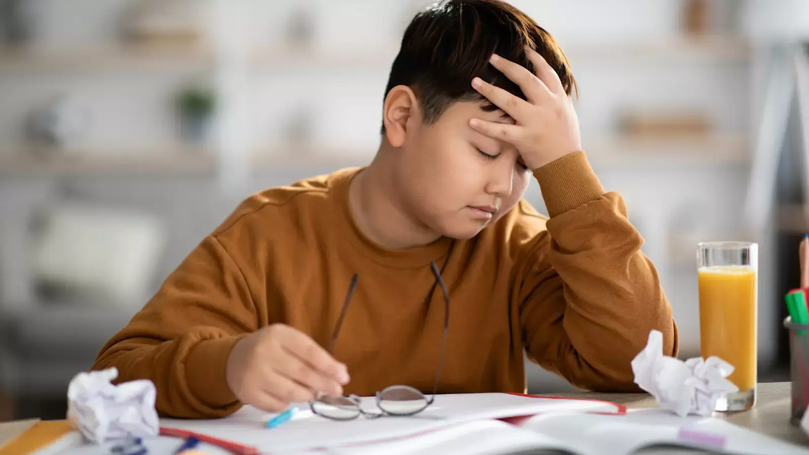 Wondering why is homework hard for your child? Discover simple, science-backed steps to calm the brain and make homework time easier tonight.