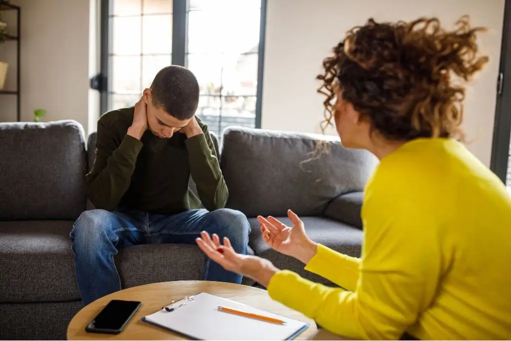 11 Warning Signs Your Adult Child Has Failure to Launch Syndrome